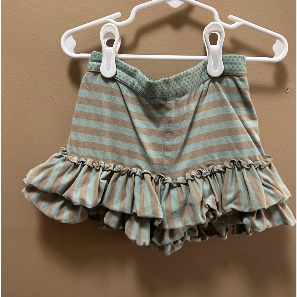 HTF Mustard Pie Ruffle Shorts Size 4